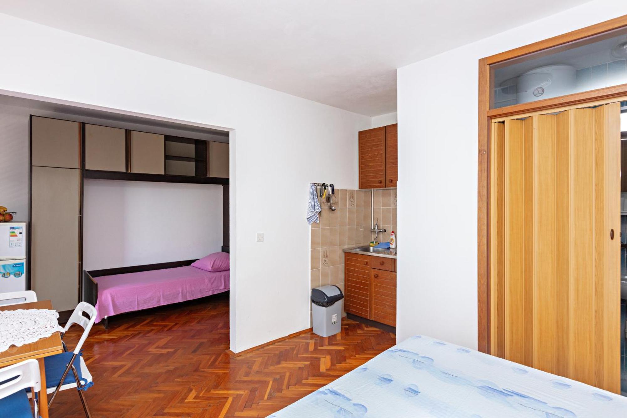 Apartments With A Parking Space Jezera, Murter - 798 Apartment *